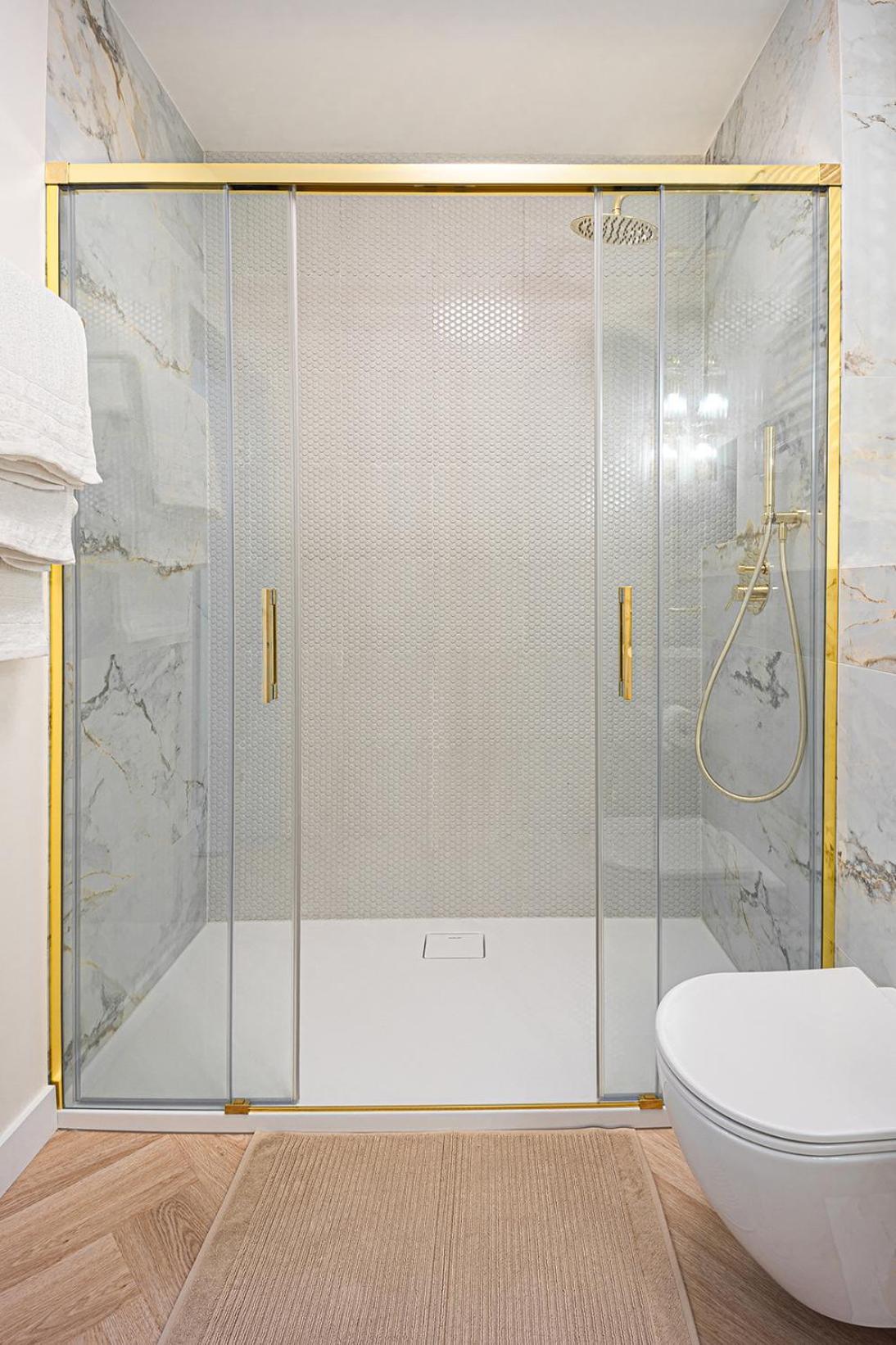 Golden Elite Apartament โอสโตรดา ภายนอก รูปภาพ